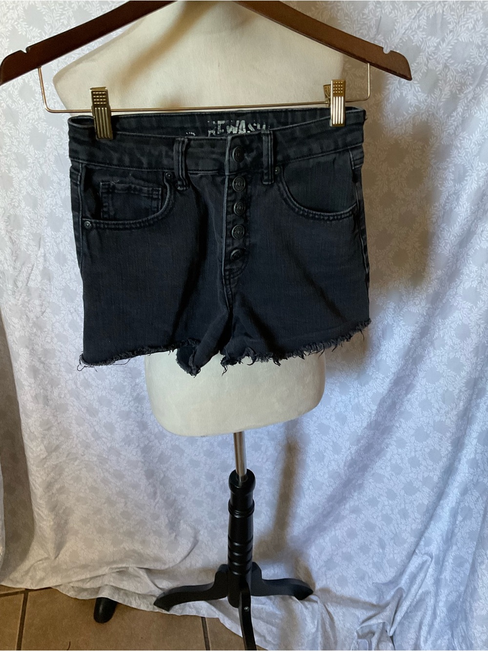 Rewash Black Button-Front High-Rise Denim Shorts